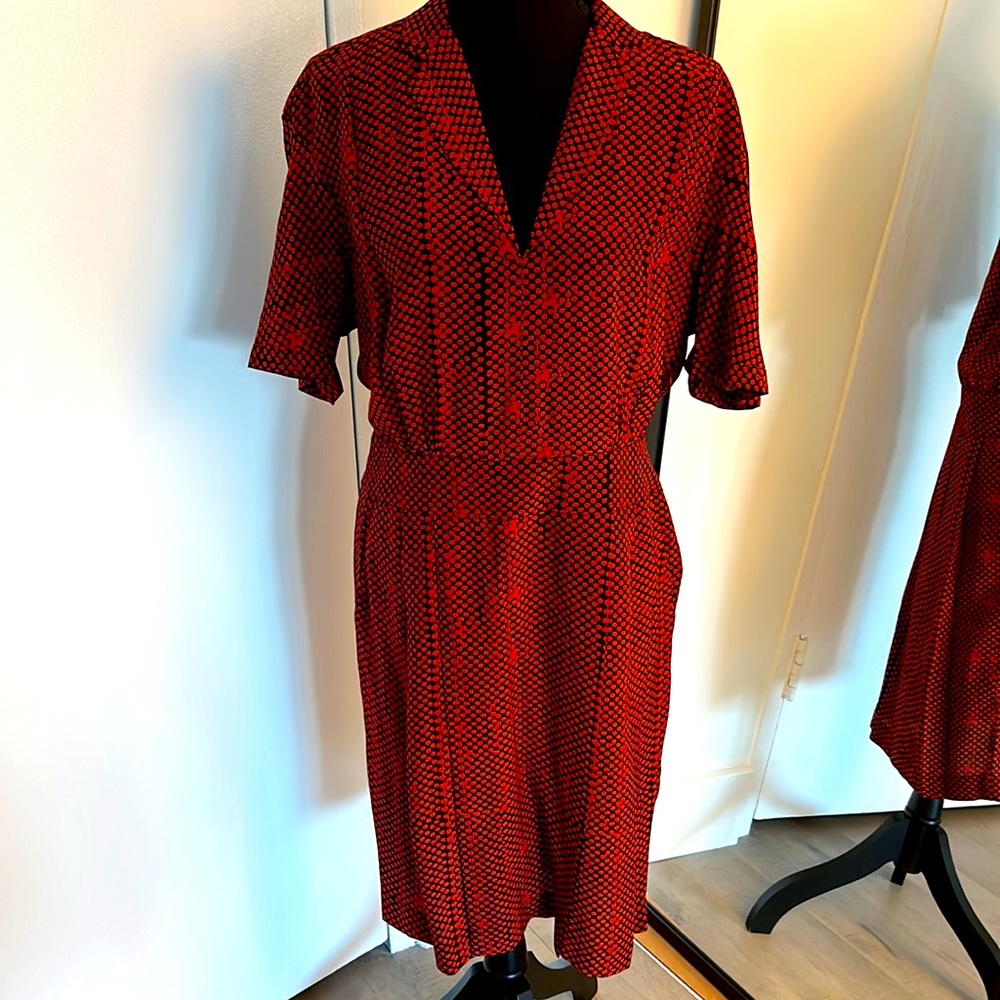 Nicole Farhi Red / Black Polka Dot Silk Short Sleeve Dress, US 10 💎
